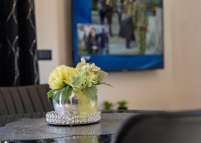 Semesterbostad Casa Nera *