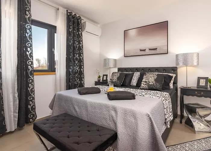 Casa Nera Semesterbostad Funtana