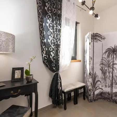 Casa Nera * Funtana